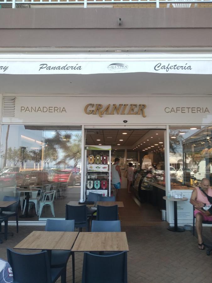 Apartamento Ronda 4 Boliches Primera Linea De Playa Fuengirola Luaran gambar