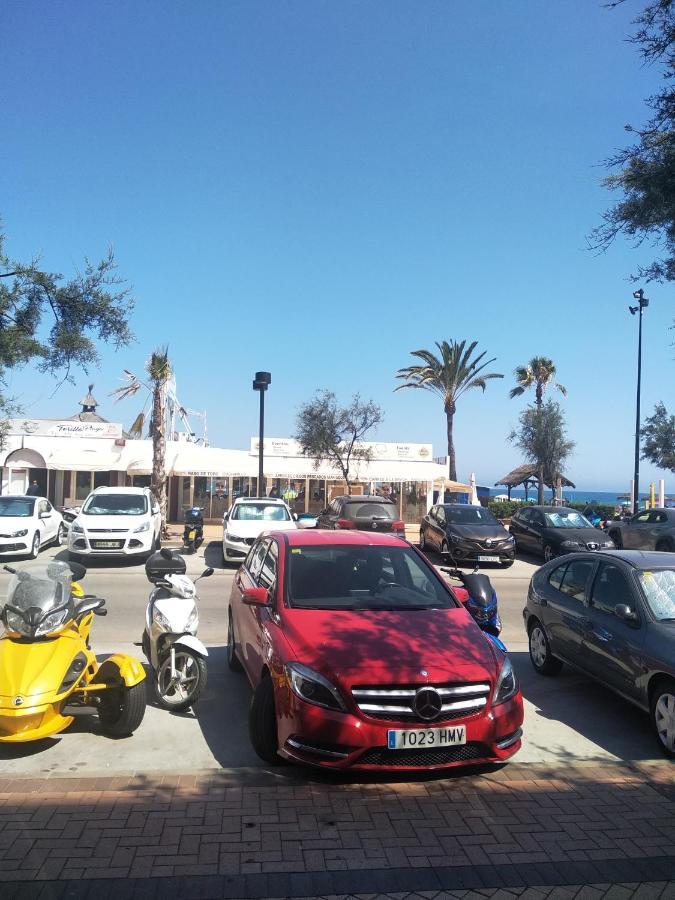 Apartamento Ronda 4 Boliches Primera Linea De Playa Fuengirola Luaran gambar