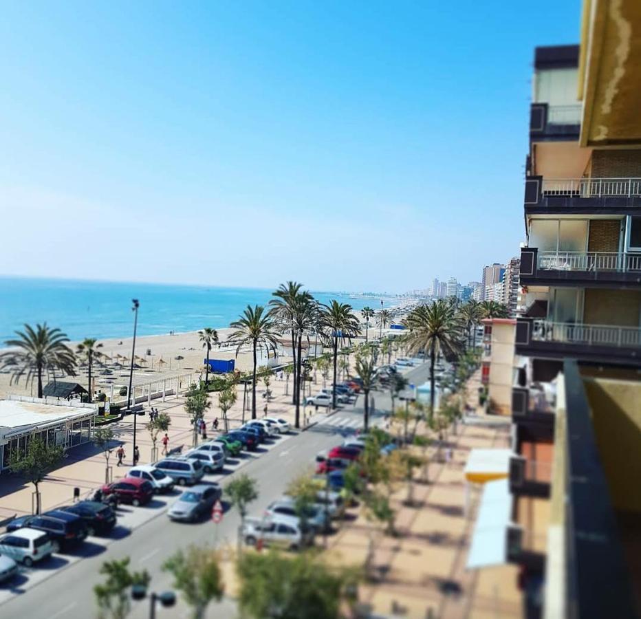 Apartamento Ronda 4 Boliches Primera Linea De Playa Fuengirola Luaran gambar
